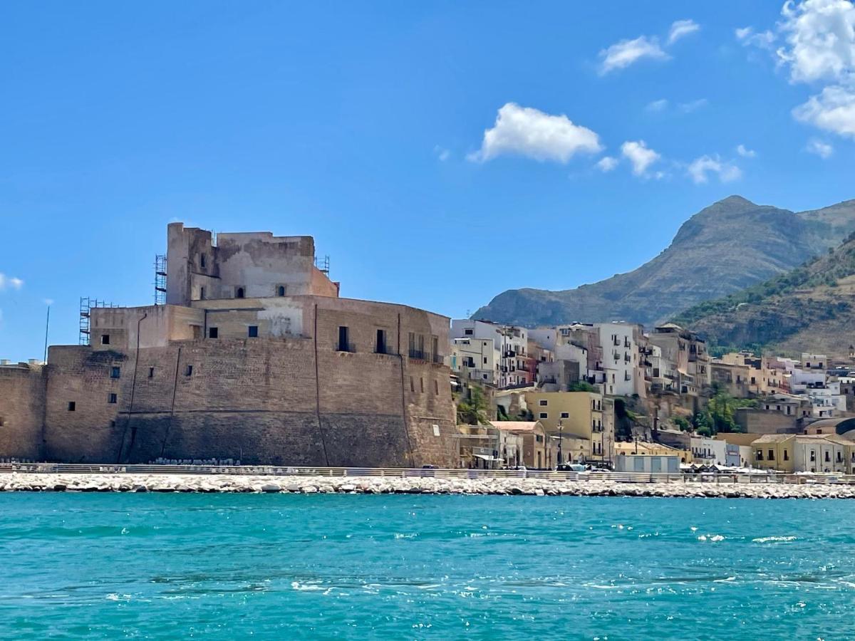 卡斯泰拉马莱Castello A Mare公寓 外观 照片